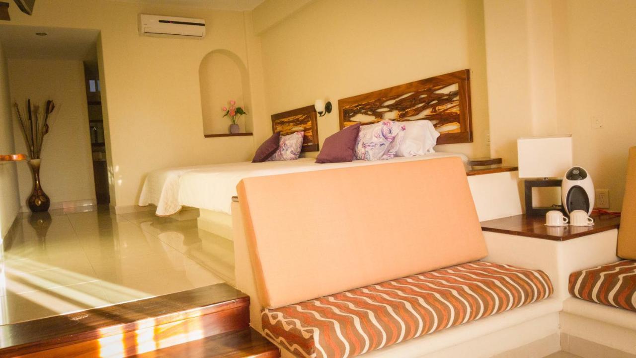 Bonito Hotel By Arans Zihuatanejo Buitenkant foto