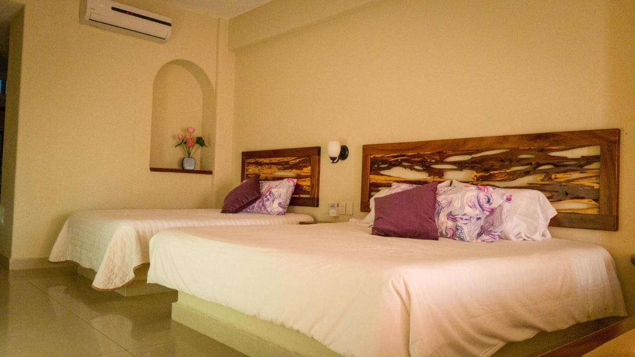 Bonito Hotel By Arans Zihuatanejo Buitenkant foto