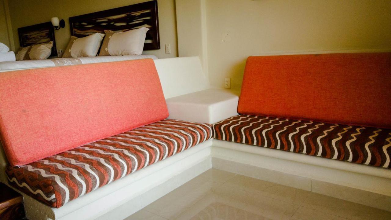 Bonito Hotel By Arans Zihuatanejo Buitenkant foto