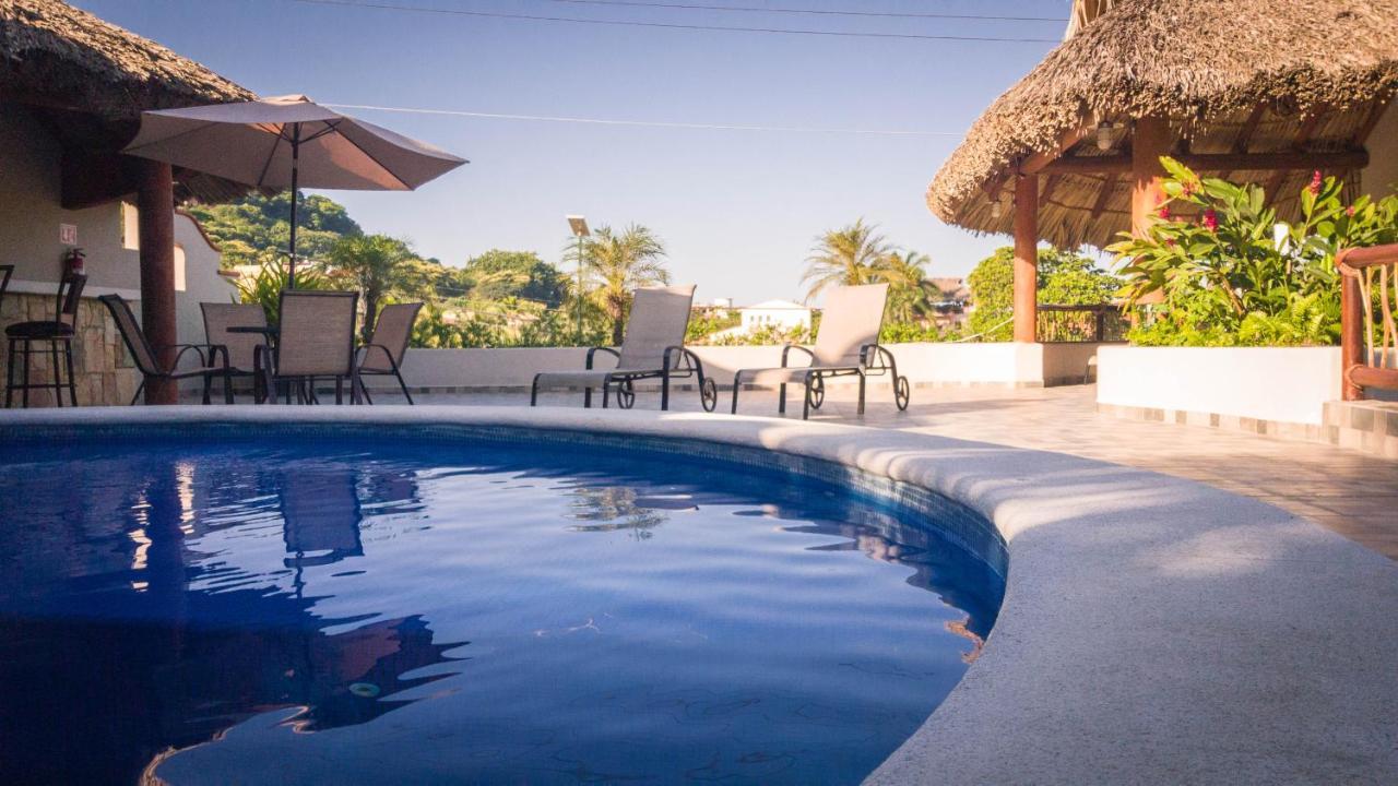 Bonito Hotel By Arans Zihuatanejo Buitenkant foto